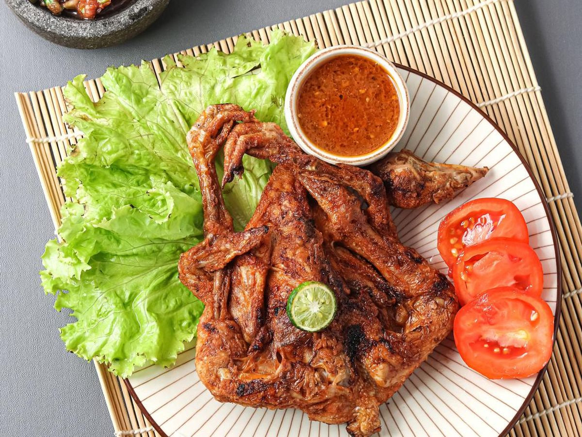 Ayam Taliwang Menjadi Makanan Paling Dicari Wisatawan