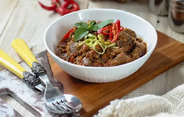 Resep Oseng Mercon Daging Ayam Pedasnya Bikin Nagih