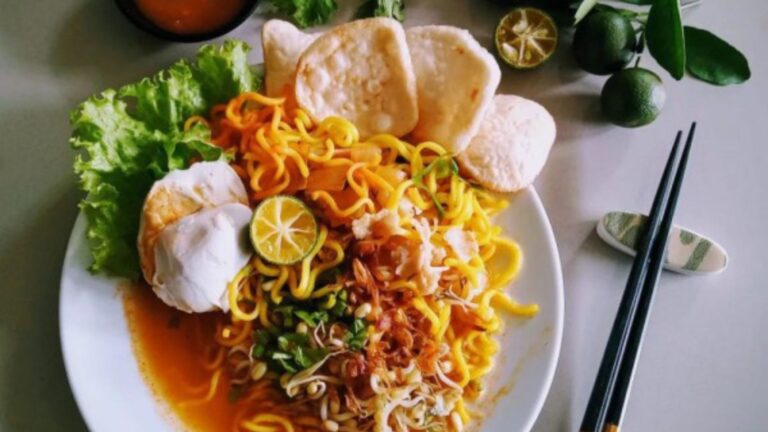 Mie Koba Ikan Tenggiri Khas Bangka