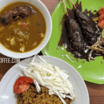 Lembut Beraroma, Ini Sate Buntel Khas Solo Cengkareng